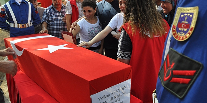 Kalp krizinden ölen uzman çavuş defnedildi