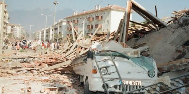 '1999 depremini milat olarak alyoruz'
