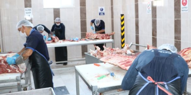 Mahkumlar meslek öğrenerek cezalarını çekiyor