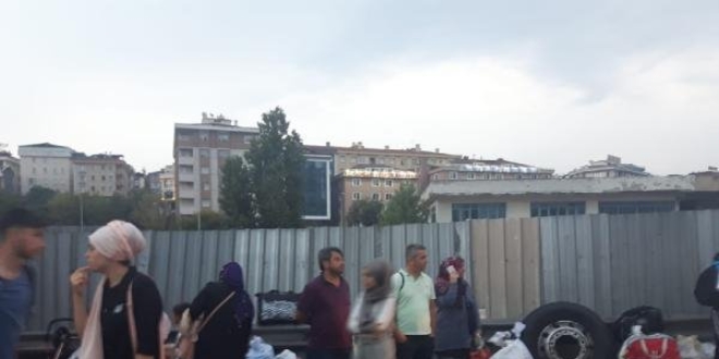 İstanbul'da otobüs kazası: 45 yolcu ölümden döndü