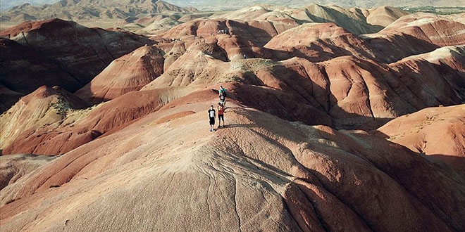 'Gökkuşağı Tepeleri' yabancı turistlerden ilgi görüyor