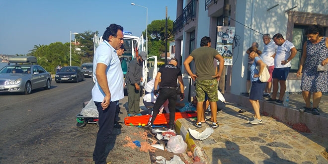 Kaza yapan motosikletliye ilk müdahaleyi kaymakam yaptı