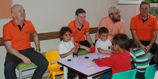 Bu proje ile aileler fındık, çocuklar kalem tutuyor