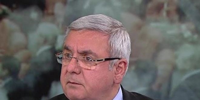 Metiner AK Parti'ye ilişkin sözlerine açıklık getirdi
