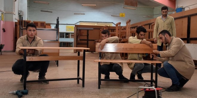 1 Milyon lira cirosu olan lisede yazın da durmak yok