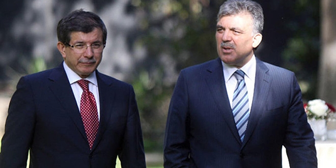 Gül ve Davutoğlu'ndan Kayyum atamasına tepki