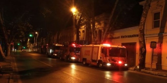 Galatasaray Üniversitesi'nde yangın paniği