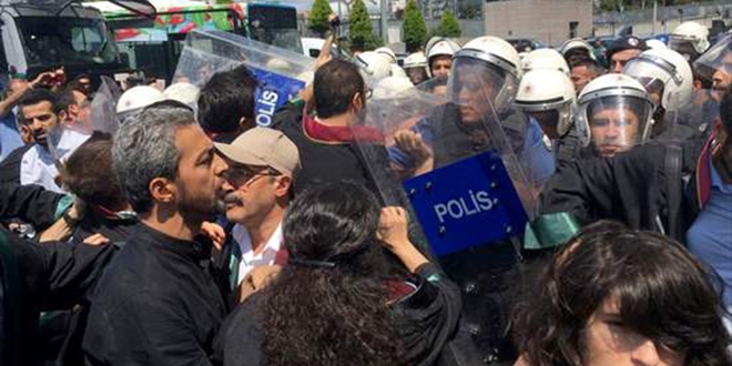 Kayyum protestosuna polis müdahelesi