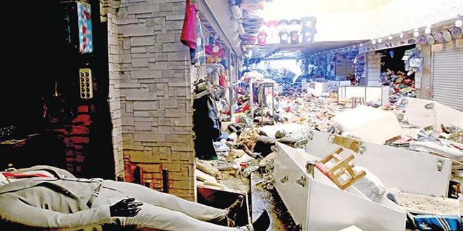 Selden etkilenen Eminönü esnafına 100 bin TL kredi