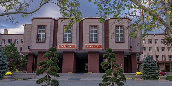 İçişleri, kayyum açıklamasını Kürtçe de yayımladı