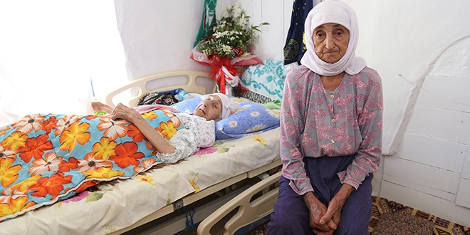 112 yaşındaki Ayşe ninenin sırrı doğal beslenme