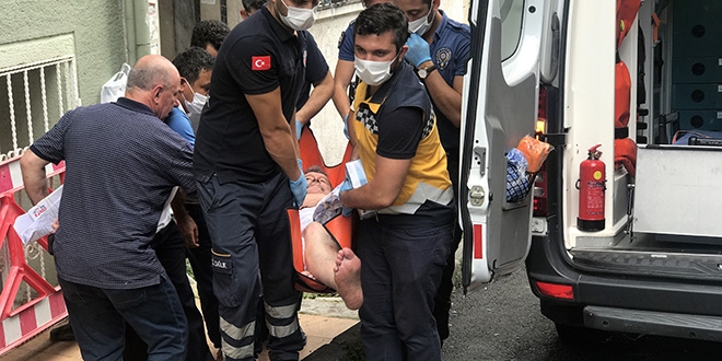 Doktor alkol komasına girdi, ekipler alarma geçti