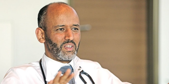 Türkiye'de hem doktor hem de bir 'dadaş' oldu