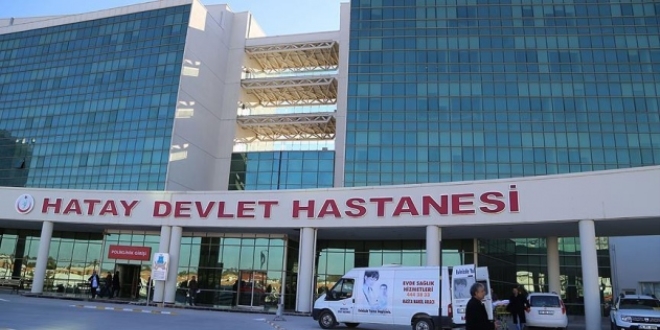 Doğum sancısı başladı, acil serviste doğum yaptı