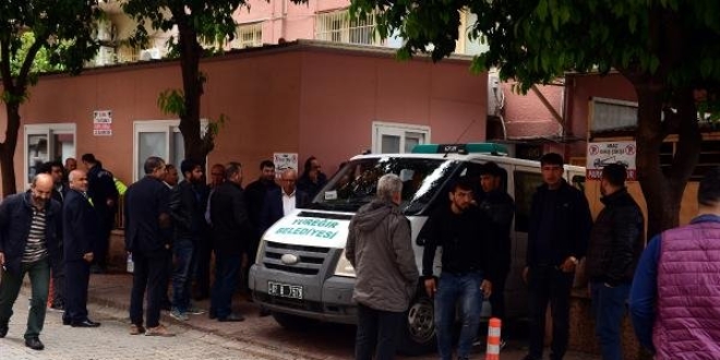 Manevra yaparken 1,5 yaşındaki yeğenine çarptı