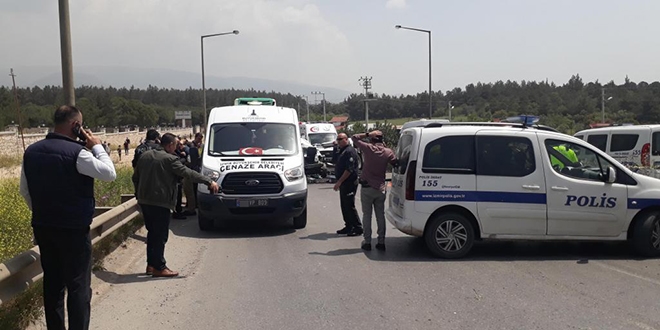 İzmir'de trafik kazası: 1 ölü, 7 yaralı