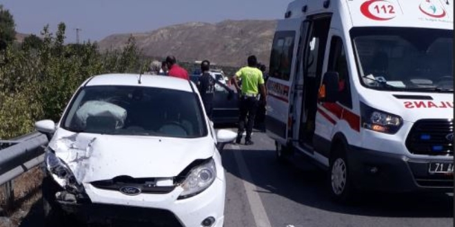 Kırıkkale'de trafik kazası: 8 yaralı