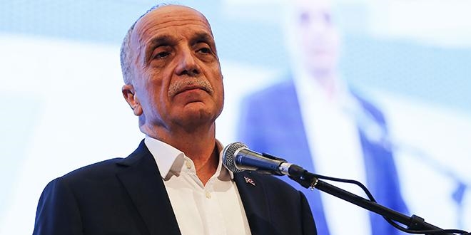 Ergün Atalay delegelerin ısrarını kıramadı
