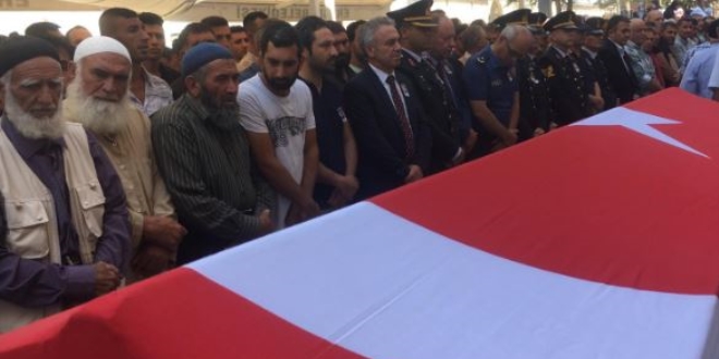 Öldürülen uzman onbaşı son yolculuğuna uğurlandı