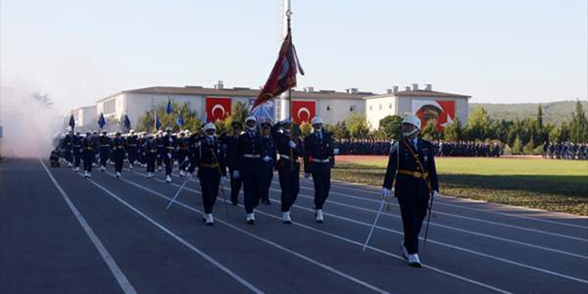 'Genç kartallar' mezun oldu