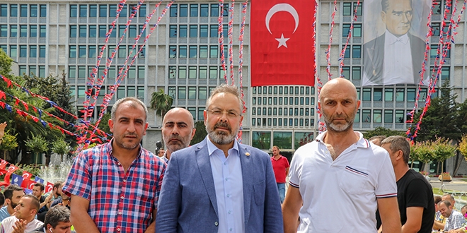 Milletvekili Dalkılıç, İBB'den çıkarılan işçilerle buluştu