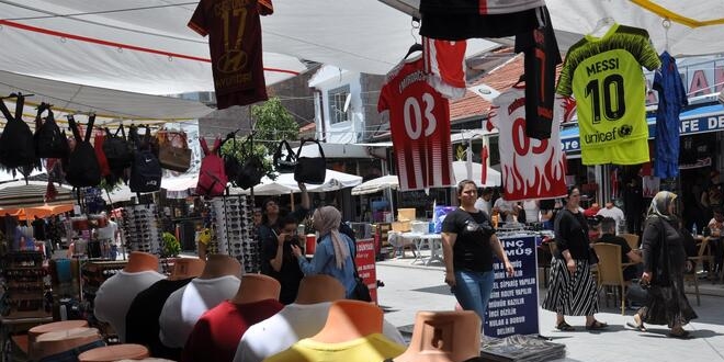 Gurbetçiler Afyonkarahisar'daki o ilçeye akın ediyor!