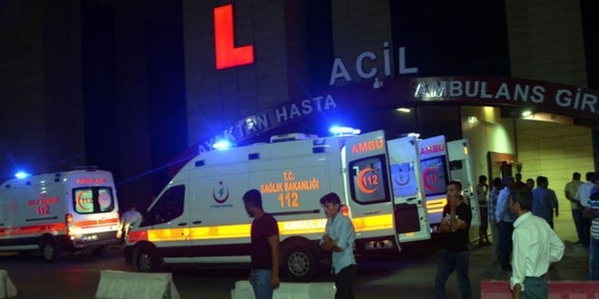 Kahramanmaraş'ta otomobil dereye uçtu: 3 ölü, 5 yaralı