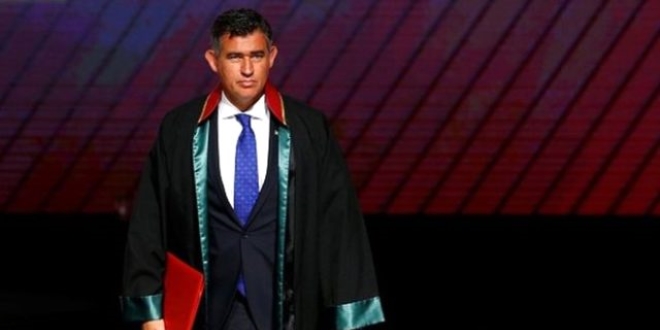 Beştepe'deki törene katılan Feyzioğlu'nu devirmek için harekete geçtiler