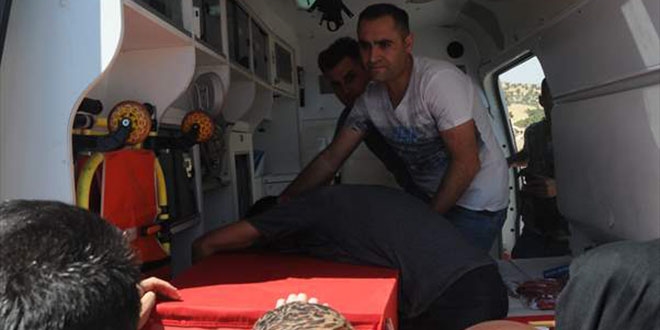 Şehit asker son yolculuğuna uğurlandı