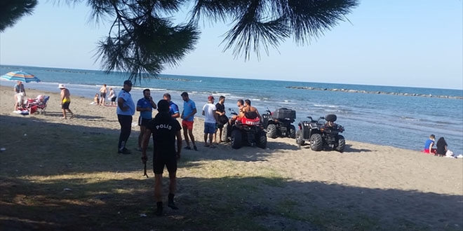 Boğulma tehlikesi geçiren polis hastanede hayatını kaybetti