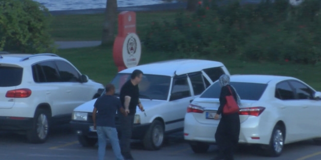 İSPARK otoparklarını değnekçiler işgal etti