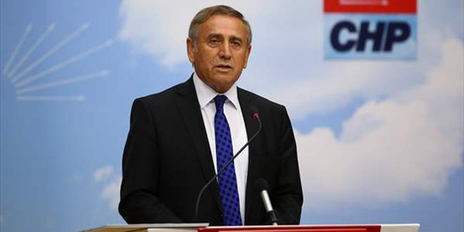 CHP: Acil olarak 200 bin öğretmenin ataması yapılmalı