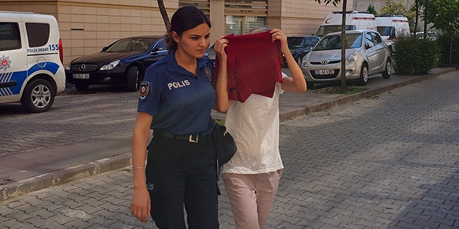 Çocuklarına içki içirdikleri iddia edilen çift serbest