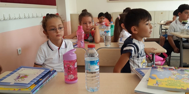 Ankara'da minikler ilk kez sıralara oturdu
