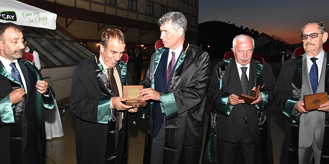 Feyzioğlu: Meslektaşlarım müsterih olun
