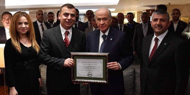 Bahçeli'yi anlatan ilk İngilizce kitap yayımlandı