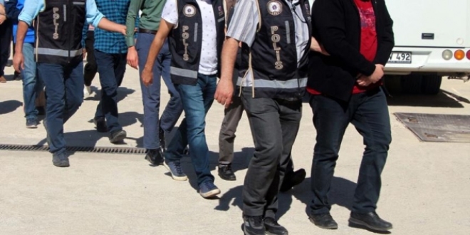 Adana merkezli FETÖ/PDY operasyonu: 6 tutuklama