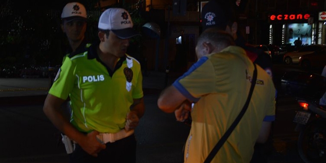 İSPARK Otoparklarını işgal eden değnekçilere operasyon devam ediyor
