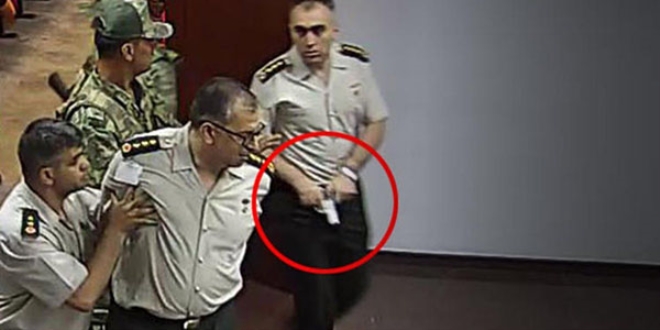 FETÖ'nün tetikçisinin darbe mesajları ortaya çıktı