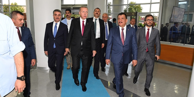 Erdoğan'dan Malatya Büyükşehir Belediyesine ziyaret