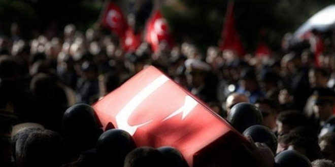 Hakkari'de ağır yaralanan asker şehit oldu