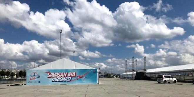 Yenikapı'da sergilenen araçlar kaldırıldı yerine TEKNOFEST geldi