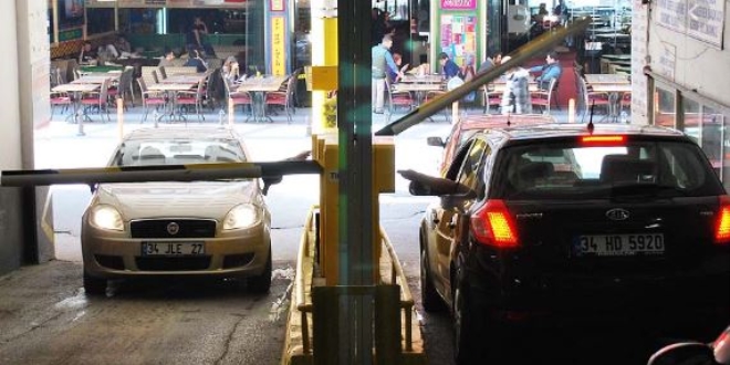 Ankara'da otoparklar 10 TL oluyor