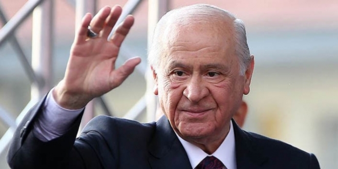 Bahçeli: MHP olarak ülkeyi karşılıksız seviyoruz
