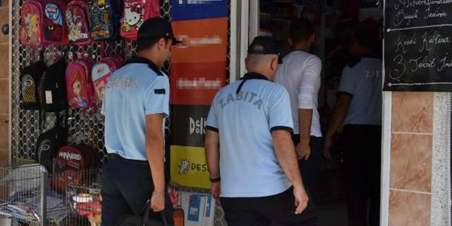 İzmir'de kırtasiyelere 'slime' operasyonu