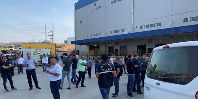 Kargo merkezinde şüpheli toz alarmı