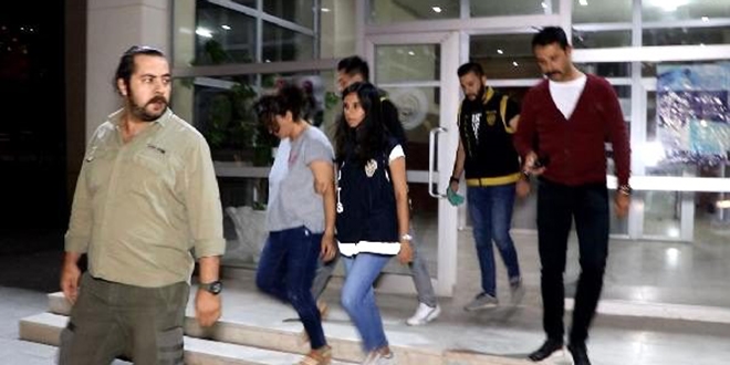 Hastalardan 'bıçak parası' alan doktor tutuklandı