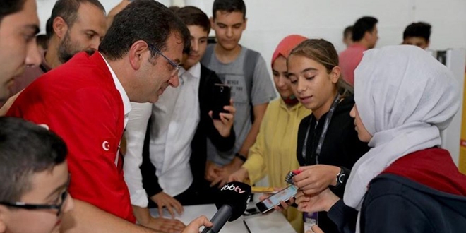 Ekrem İmamoğlu TEKNOFEST'e katıldı, Cezeri'yi inceledi