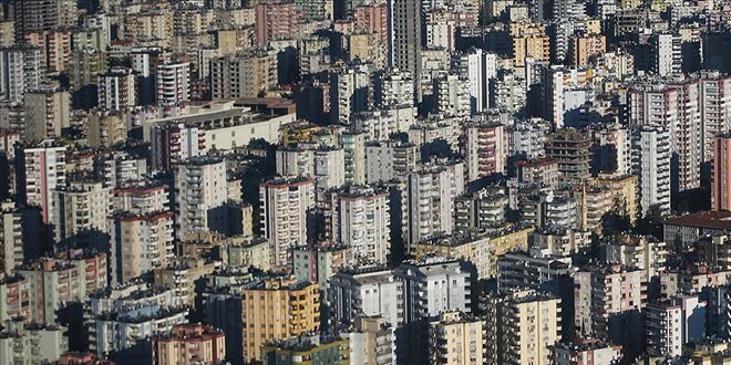 Faizlerin düşmesi konut sektörüne yaradı
