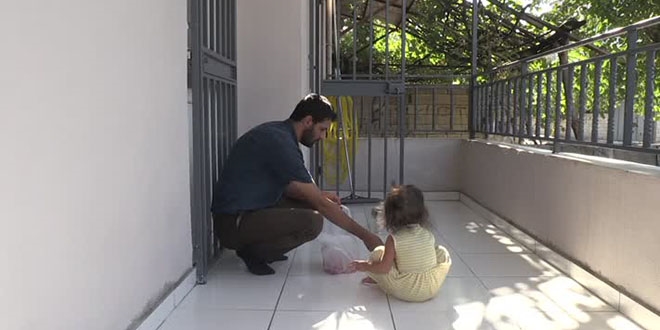 Hayvansever imam, 6 sokak kedisine sahip çıktı